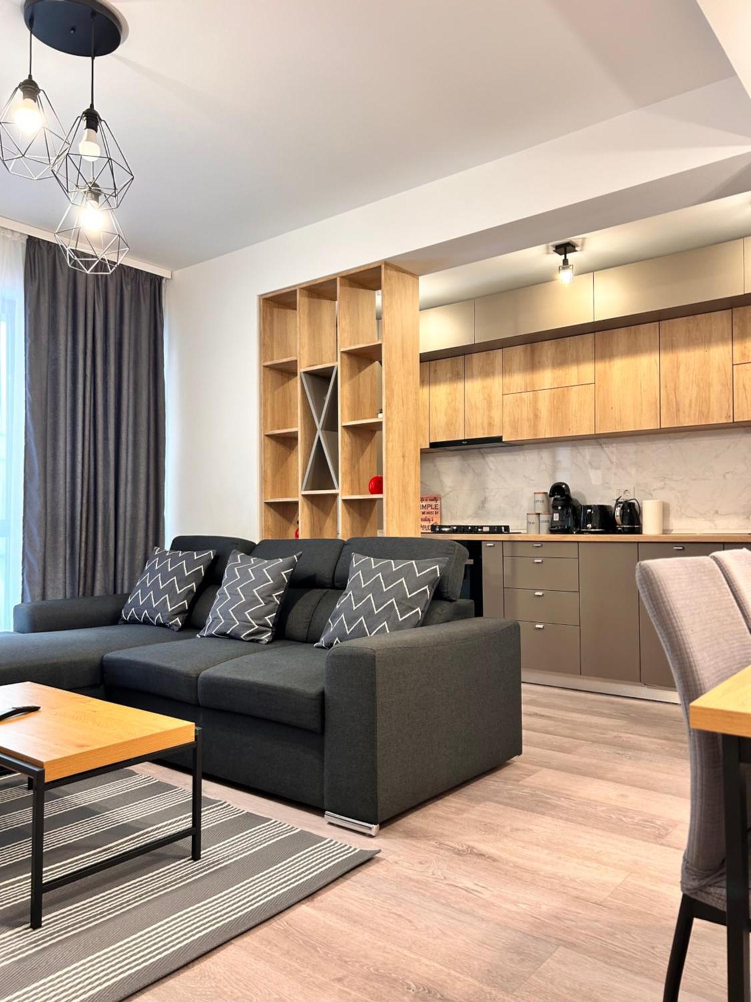 Industrial Style Apartment Bukarest